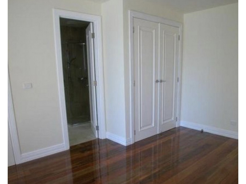 2/15 Orange Grove, Camberwell VIC 3124