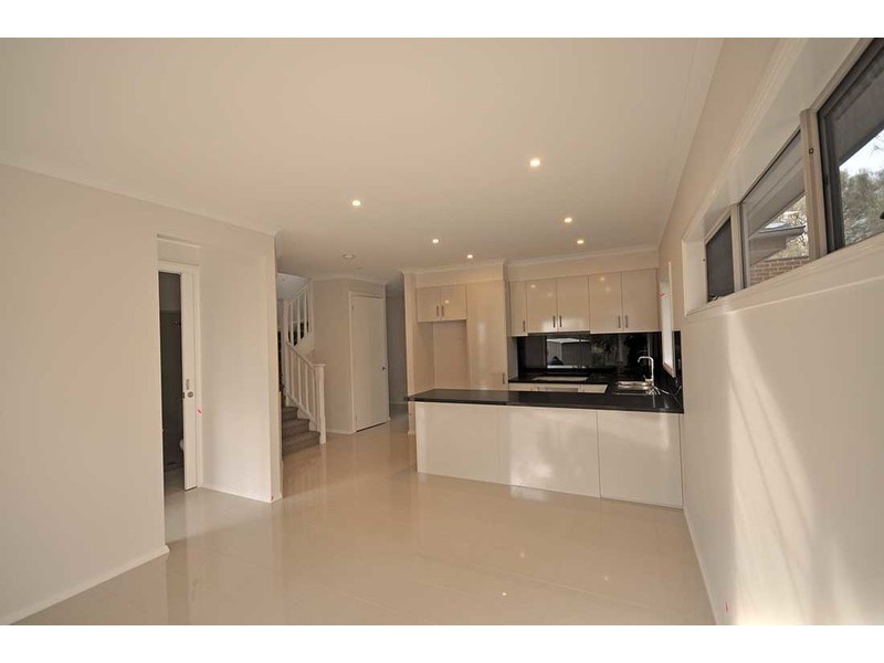 2/3 Ross Court, Mount Waverley VIC 3149