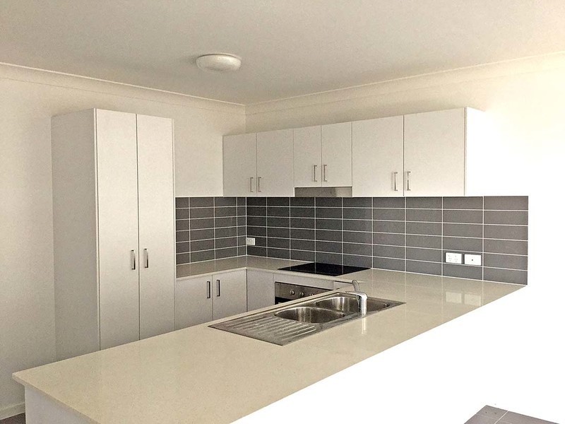 1/57 Phoenix Crescent, Rural View QLD 4740