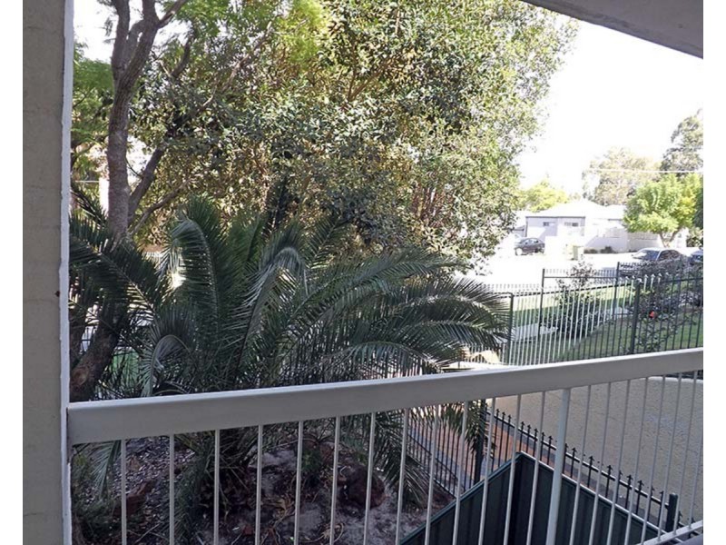 15/8 Kathleen Avenue, Maylands WA 6051