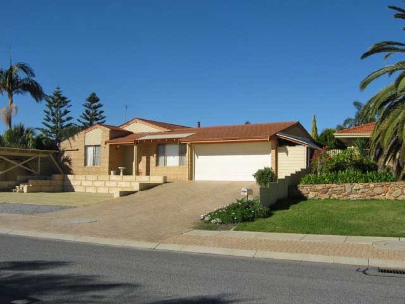 101 Dollis Way, Kingsley WA 6026