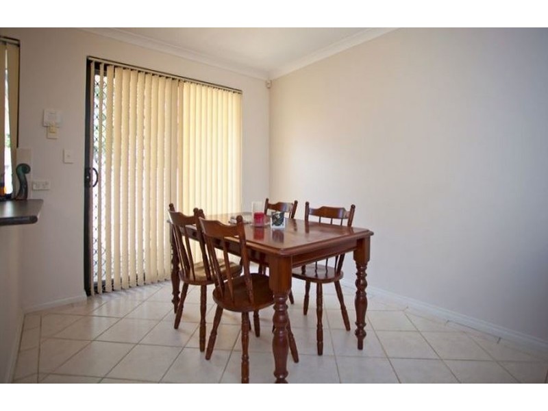 4/2 Carcoola Court, Nollamara WA 6061