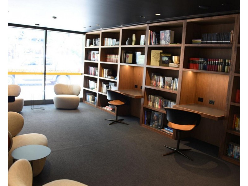 2901E/888 Collins Street, Docklands VIC 3008