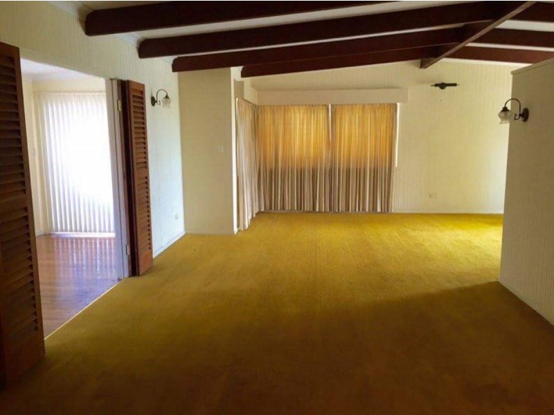 249 Cavendish Road, Coorparoo QLD 4151