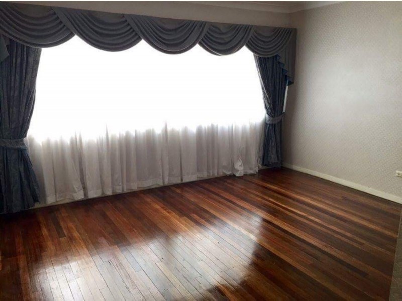 249 Cavendish Road, Coorparoo QLD 4151