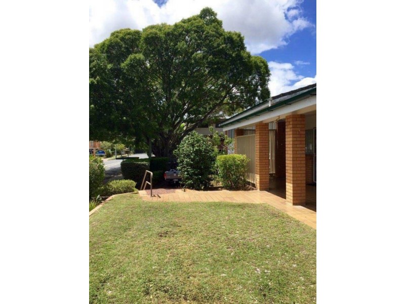 249 Cavendish Road, Coorparoo QLD 4151