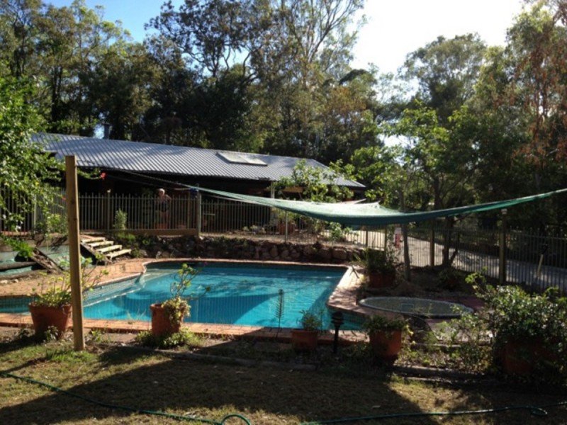 64 Mt Glorious Road, Samford Village QLD 4520