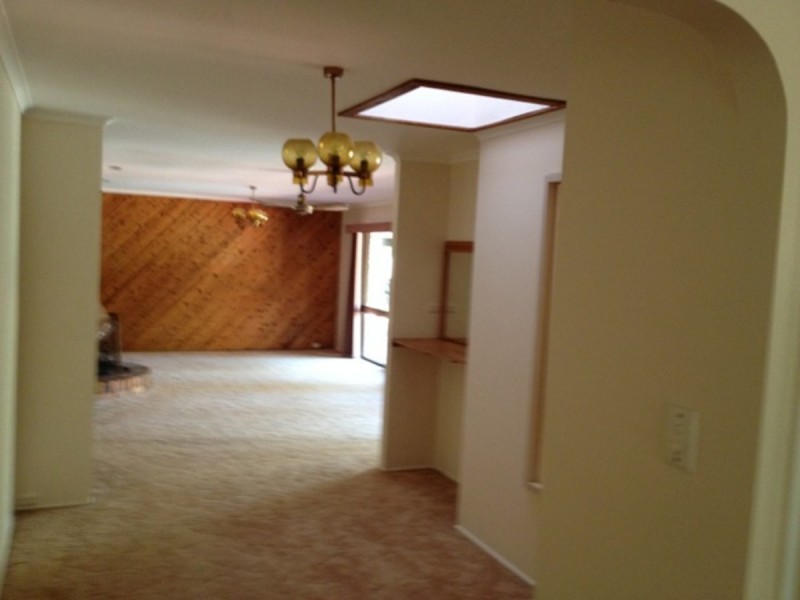 64 Mt Glorious Road, Samford Village QLD 4520