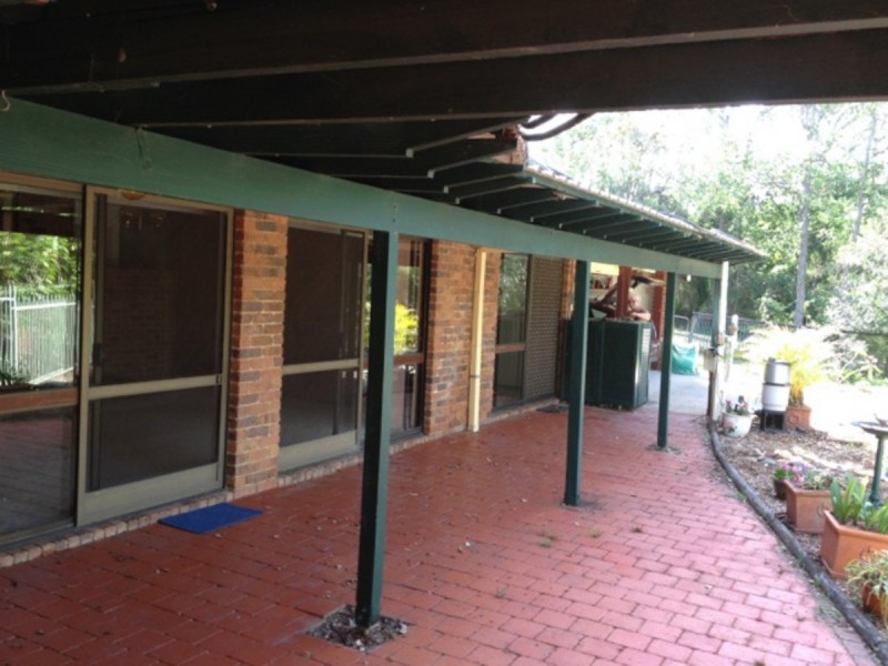 64 Mt Glorious Road, Samford Village QLD 4520