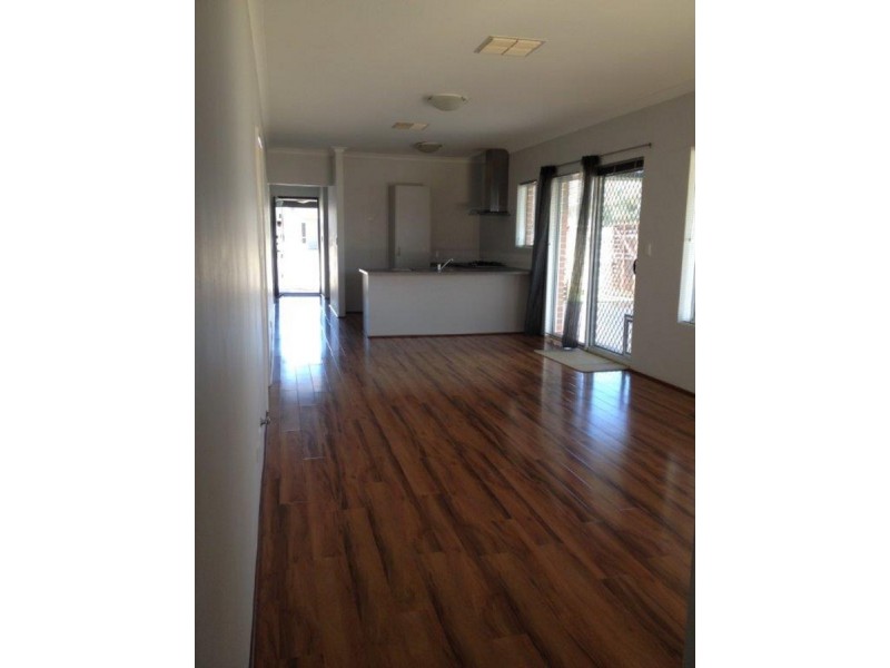 24 Elemi Bend, Atwell WA 6164