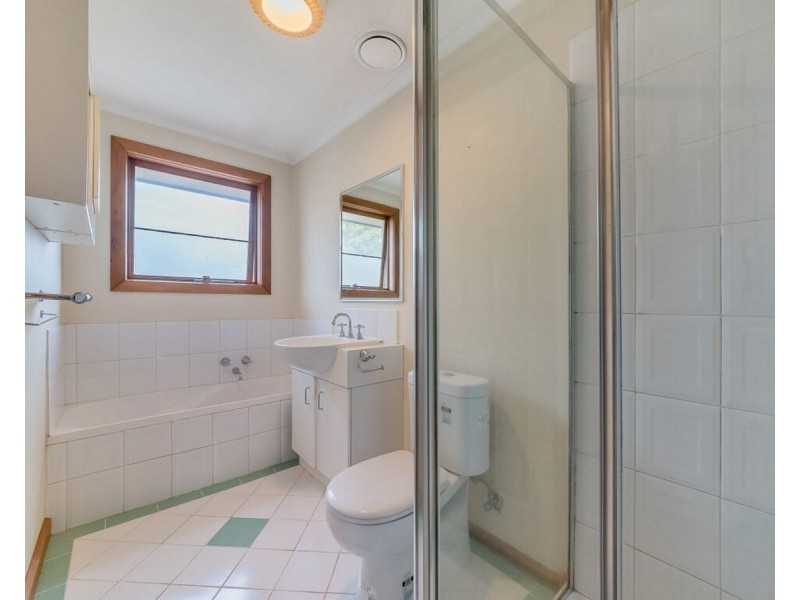 1A Mason Avenue, Elwood VIC 3184