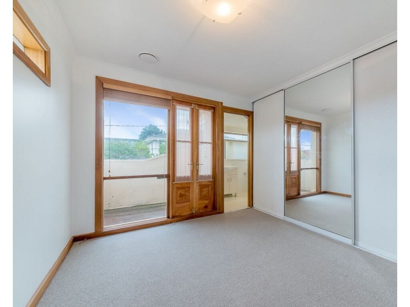 1A Mason Avenue, Elwood VIC 3184