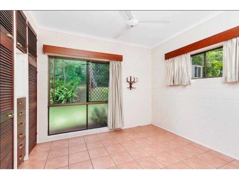 36 Trundle Terrace, Whitfield QLD 4870
