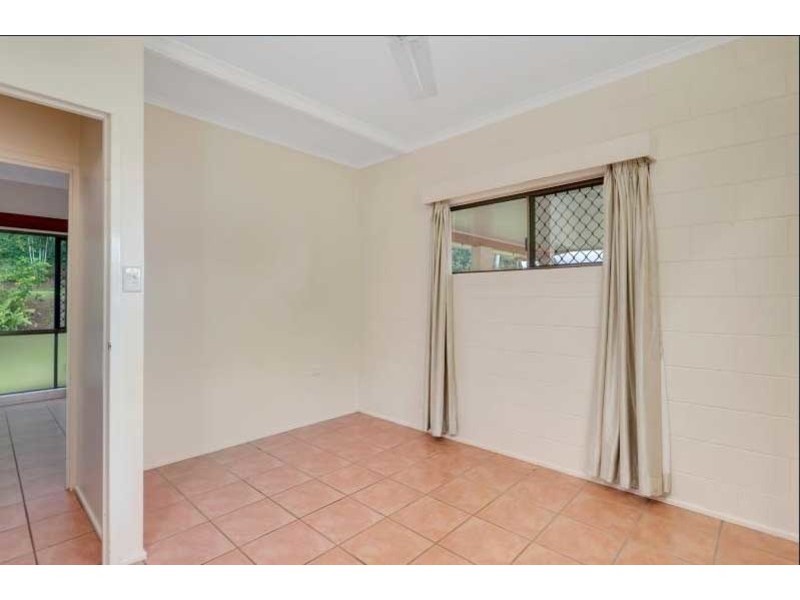 36 Trundle Terrace, Whitfield QLD 4870