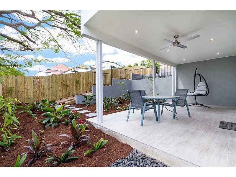 18 Emily Street, Highgate Hill QLD 4101