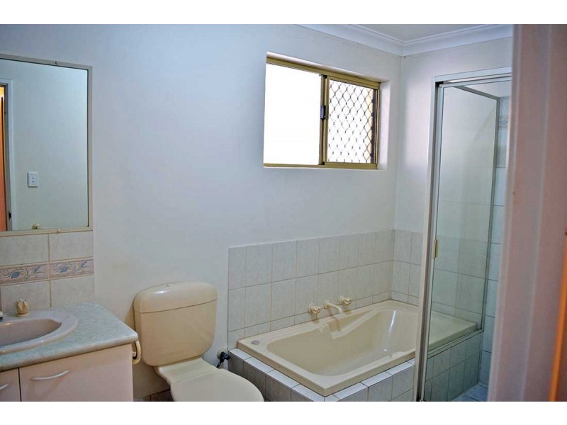 2/67 Mallard Way, Cannington WA 6107