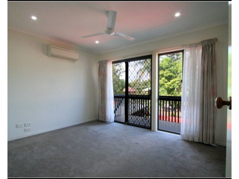 1/24 Herbert Street, Toowong QLD 4066