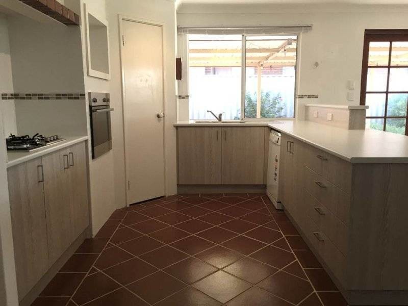 20 Pesaro Green, Secret Harbour WA 6173