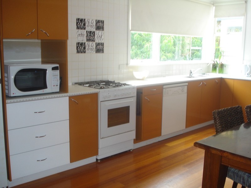 211 Roslyn Road, Belmont VIC 3216