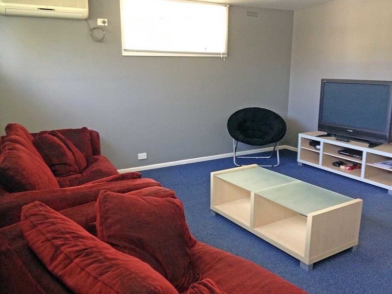 211 Roslyn Road, Belmont VIC 3216