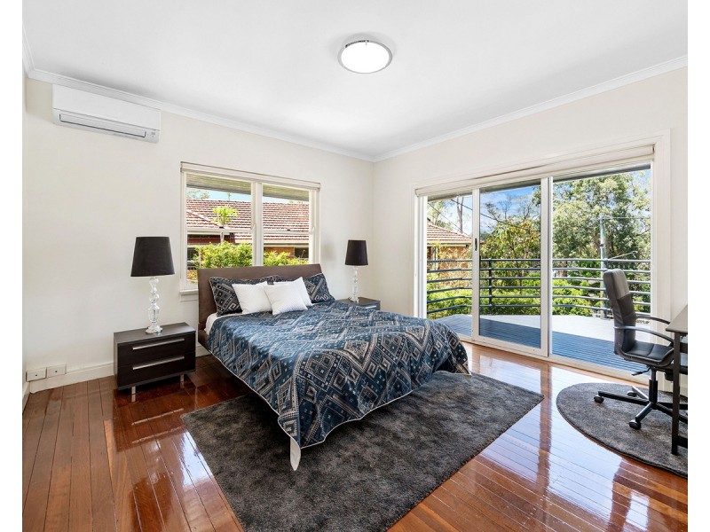 69 The Esplanade, St Lucia QLD 4067