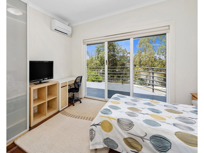 69 The Esplanade, St Lucia QLD 4067
