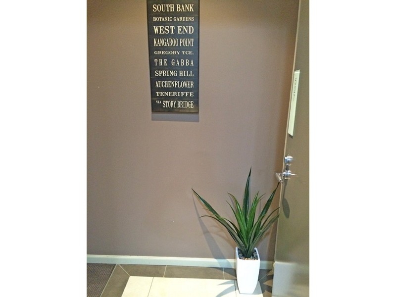 527/1-3 Aqua Street, Southport QLD 4215