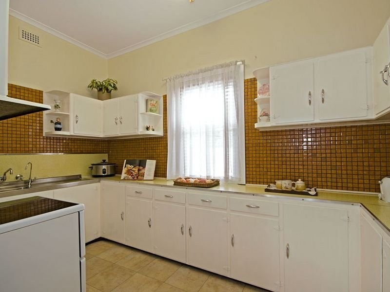 17 St Lawrence Avenue, Croydon SA 5008