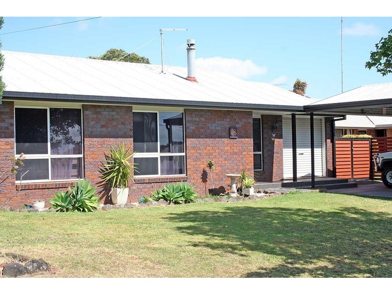 9 Kuhn Street, Kearneys Spring QLD 4350