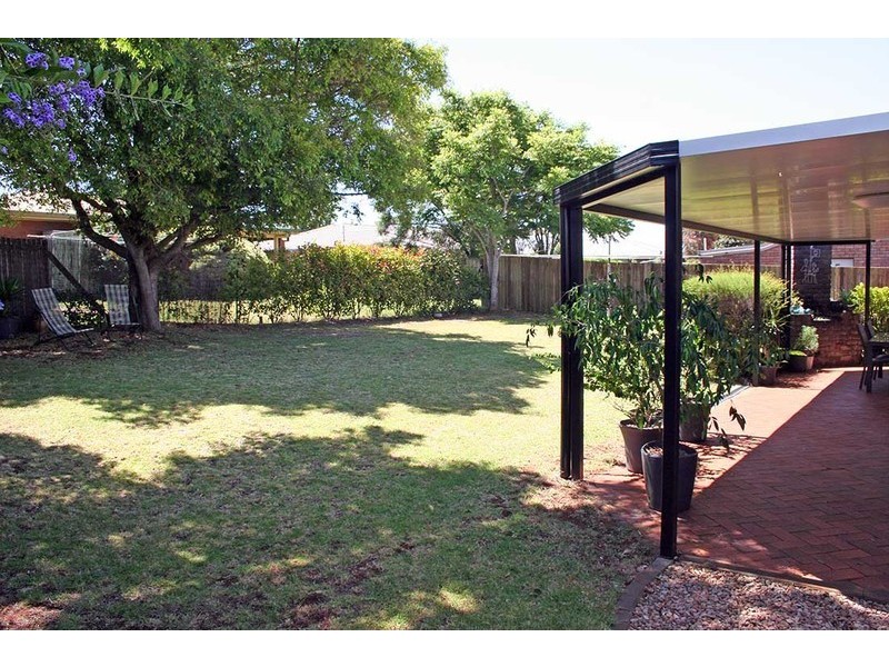 9 Kuhn Street, Kearneys Spring QLD 4350