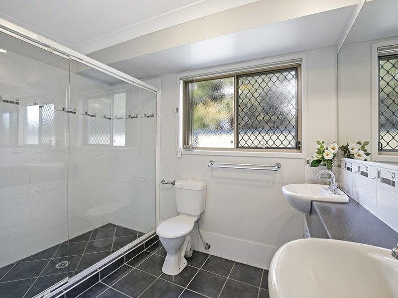 2/4 Harley Street, Shailer Park QLD 4128