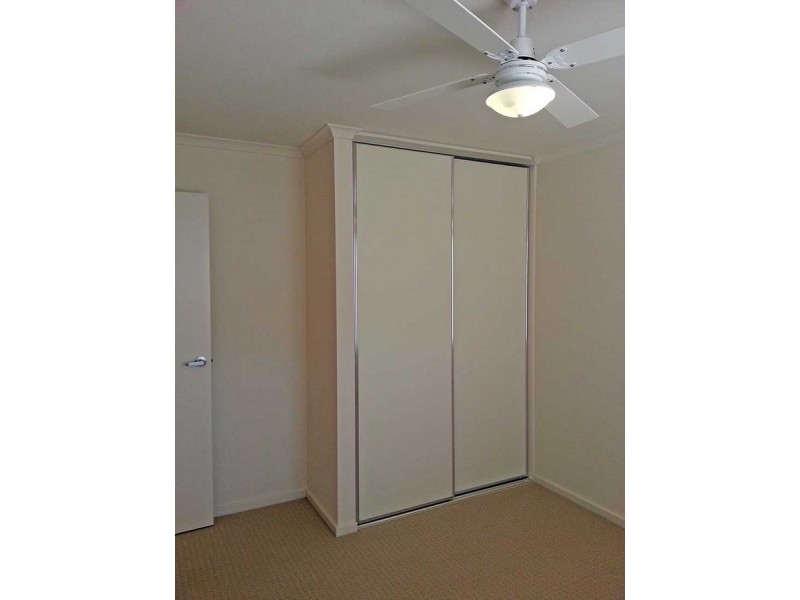 6 Glades Walk, Smithfield Plains SA 5114