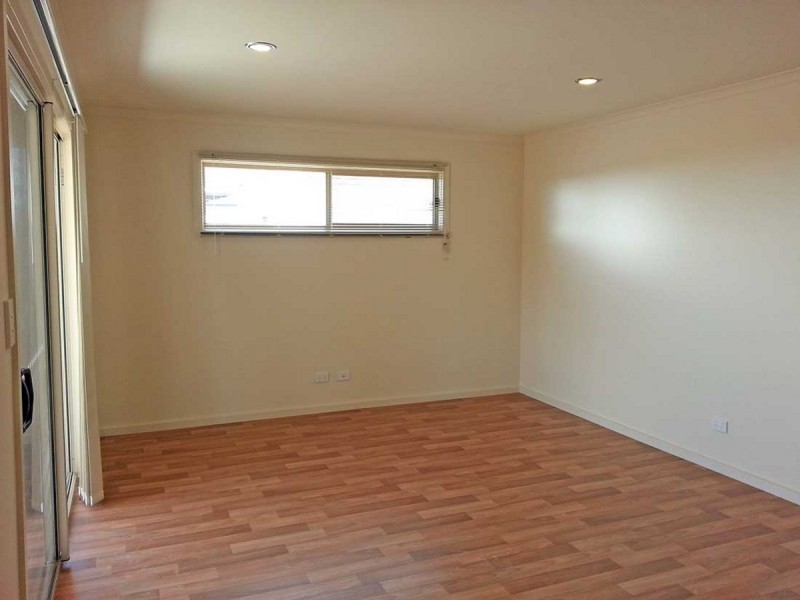 6 Glades Walk, Smithfield Plains SA 5114