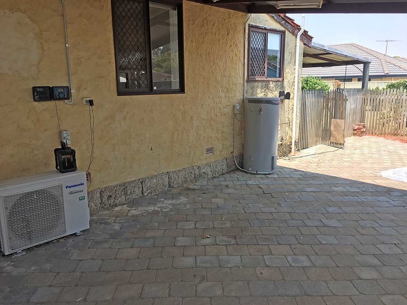 4 Godfrey Street, Queens Park WA 6107