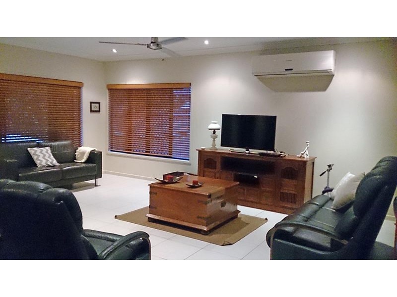 7 Hodel Street, Whitfield QLD 4870