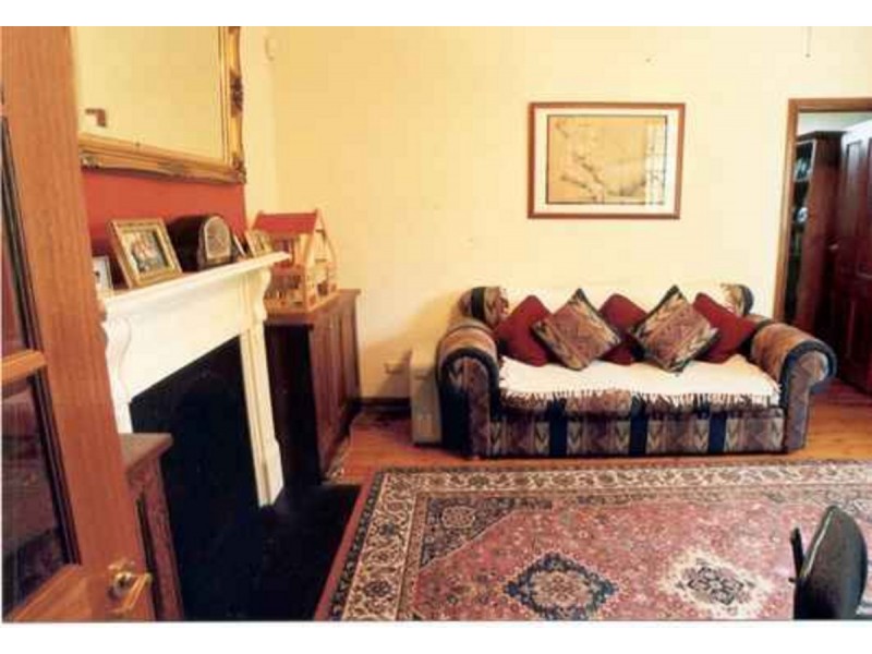 89 Railway Parade, Erskineville NSW 2043