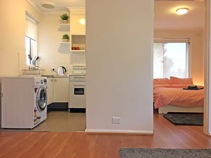 13/9 Waratah Avenue, Glen Huntly VIC 3163