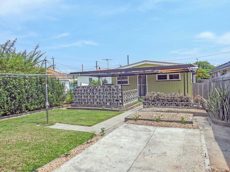 7 Woodcock Street, Scarborough QLD 4020