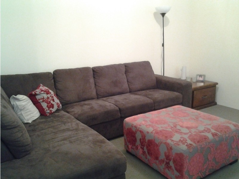 24 Sawtooth Bend, Banksia Grove WA 6031