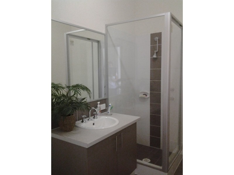 24 Sawtooth Bend, Banksia Grove WA 6031