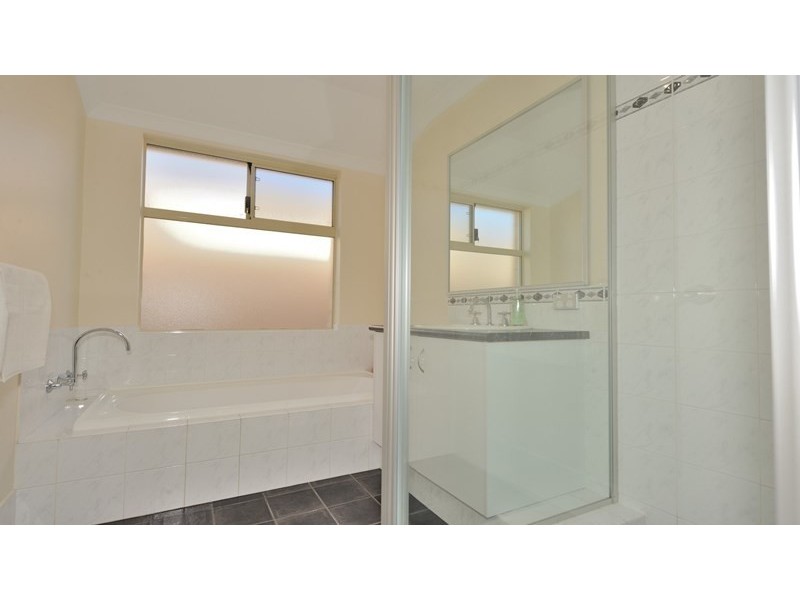 26 Hayeswater Crescent, Waikiki WA 6169