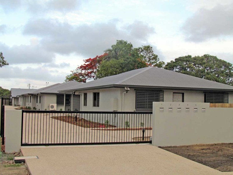 1/98 Broad Street, Sarina QLD 4737