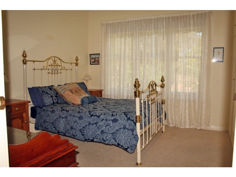 2 Loma Londa Grove, Wattle Park SA 5066