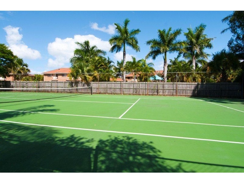 204/641 Pine Ridge Road, Biggera Waters QLD 4216