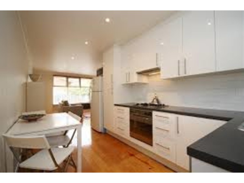 1/5 Hilda Street, Malvern East VIC 3145
