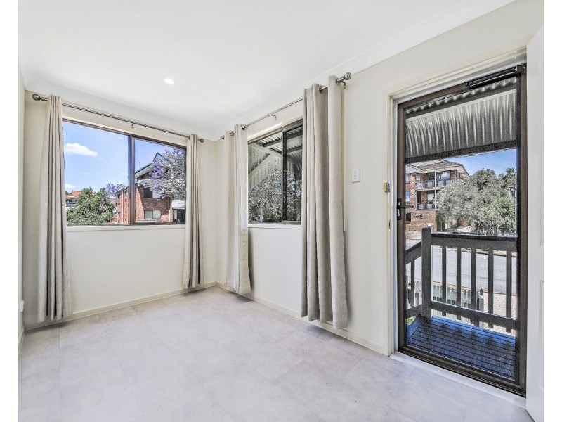 18 Depper Street, Toowong QLD 4066