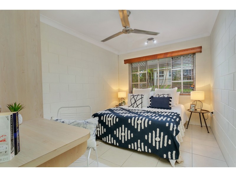 8 Ponticello Street, Whitfield QLD 4870