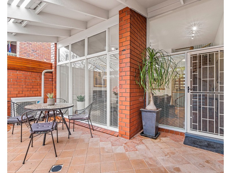 325 Angas Street, Adelaide SA 5000