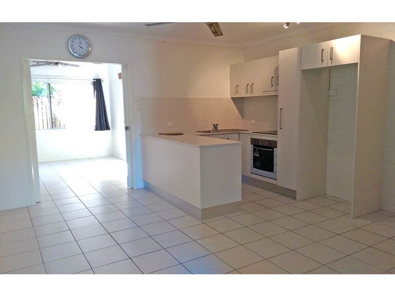 6/6 McPherson Close, Edge Hill QLD 4870
