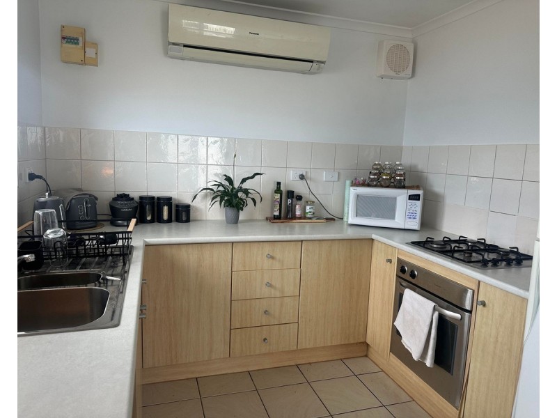 9/52 North Esplanade, Glenelg North SA 5045